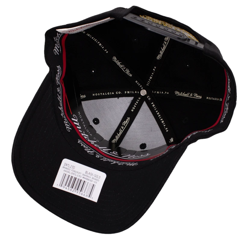 Mitchell & Ness - Pinscript - Svart/Guld keps