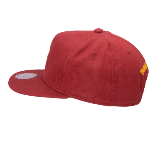 Mitchell & Ness - Cleveland Cavaliers - Röd NBA kepssecond view