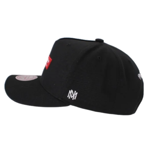 Mitchell & Ness - Box Logo Pro Crown - Svart Snap Back kepssecond view